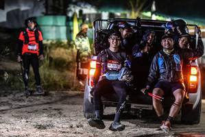 BIB: 7070, 
                            <button type="button" onclick="openModal(7009383)" class="btn btn-primary btn-sm float-right btn-popup" data-toggle="modal" data-target=".modal-high-quality">
                        <i class="fas fa-shopping-cart"></i> Add to Cart
                    </button>
                                            <button type="button" onclick="isThisMe(7009383, true)" class="btn btn-success btn-sm float-right btn-popup btn-isme hidden" data-toggle="tooltip" data-placement="bottom" title="นี่คือรูปของคุณใช่ไหม คลิกที่นี่เพื่อเอาเข้าอัลบั้ม">
                        <i class="fas fa-plus"></i> Add to album
                    </button>
                    <button type="button" onclick="isThisMe(7009383, false)" class="btn btn-warning btn-sm float-right btn-popup btn-isnotme hidden">
                        <i class="fas fa-ban"></i> Remove from album
                    </button>